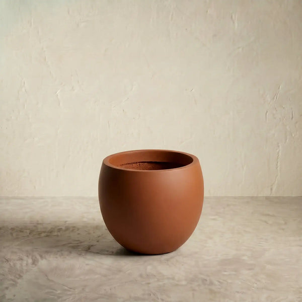 Calyer 34 Large Planter Terracotta
