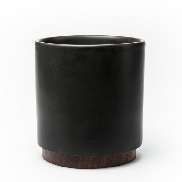 .LBE Design. The Four with Rosewood Plinth | Black